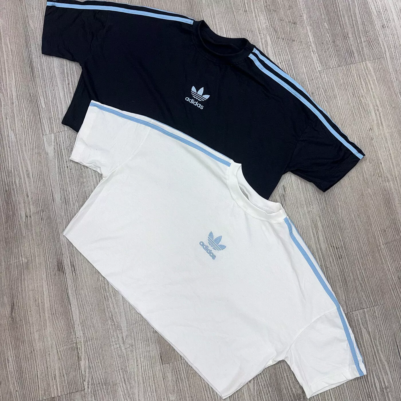 Over Adidas Azul