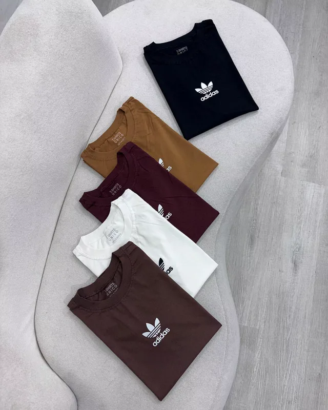 Tee Adidas